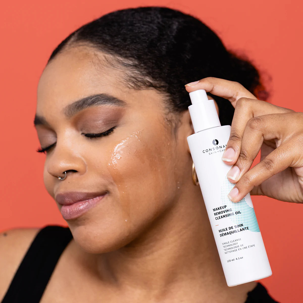Consonant Makeup Removing Cleansing Oil demo