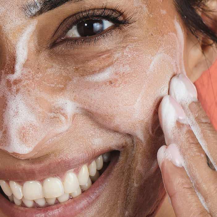 Consonant Natural Foaming Face Wash texture